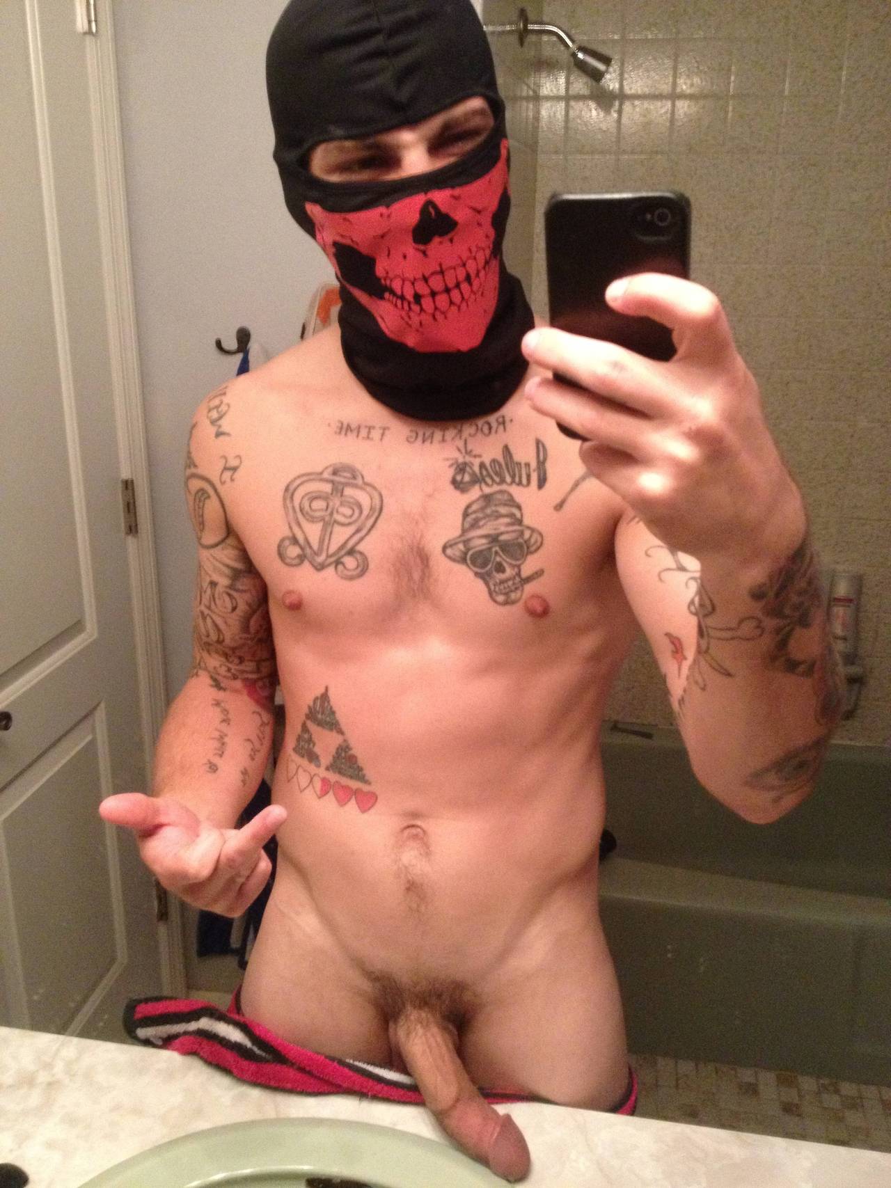 Balaclava Gay